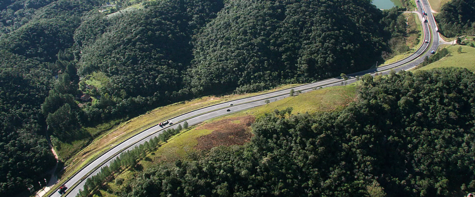 immagine Abertis Brasil autoestrada Regis cafezal baja