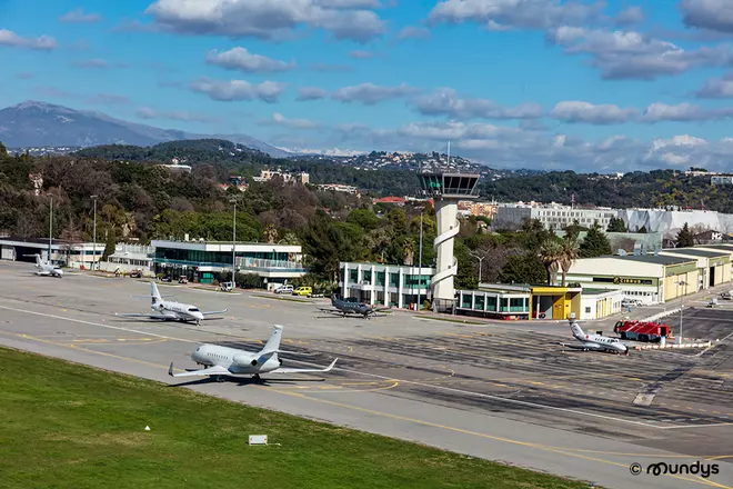 Aeroporto di Cannes della nostra concessionaria Aéroport de la Côte d'Azur