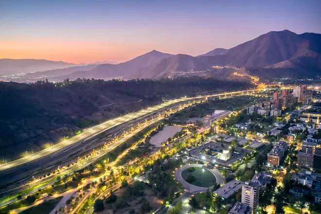 Strada illuminata - Costanera